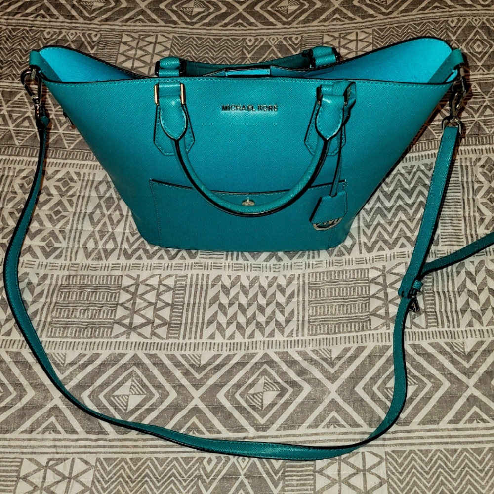 Stunning Michael Kors Large Turquoise Tote - RARE/HTF